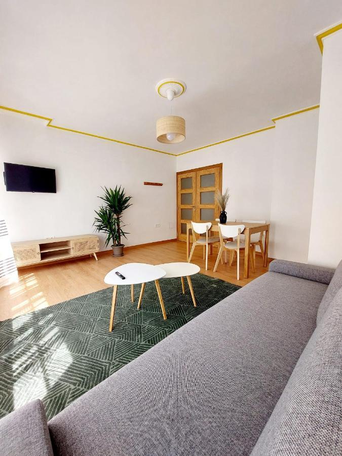 Ventana Al Museo Apartment Pontevedra Luaran gambar
